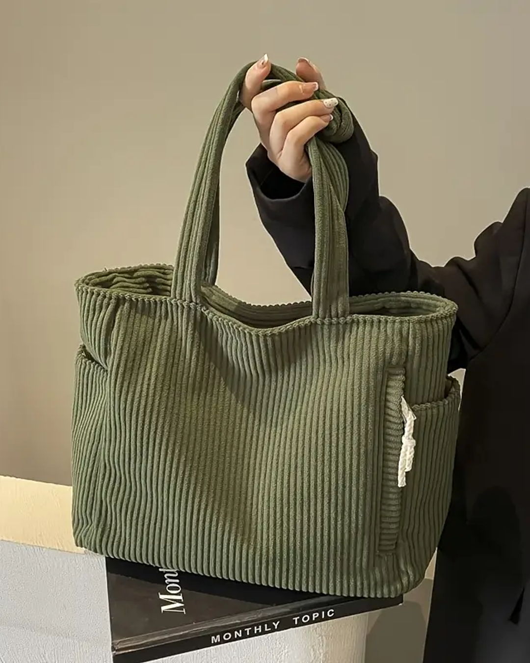 Adalira | Prążkowana torba tote z ozdobnym sznurkiem