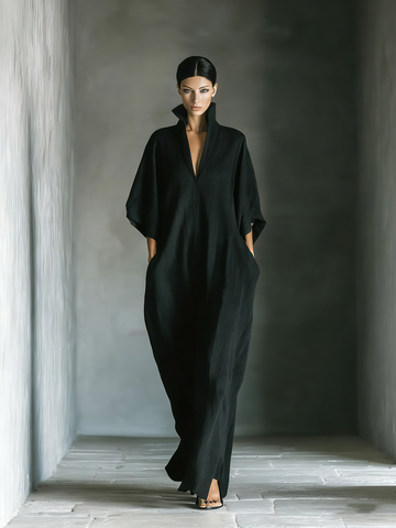 Edyta | Czarna sukienka maxi z rękawami kimono i dekoltem w serek V