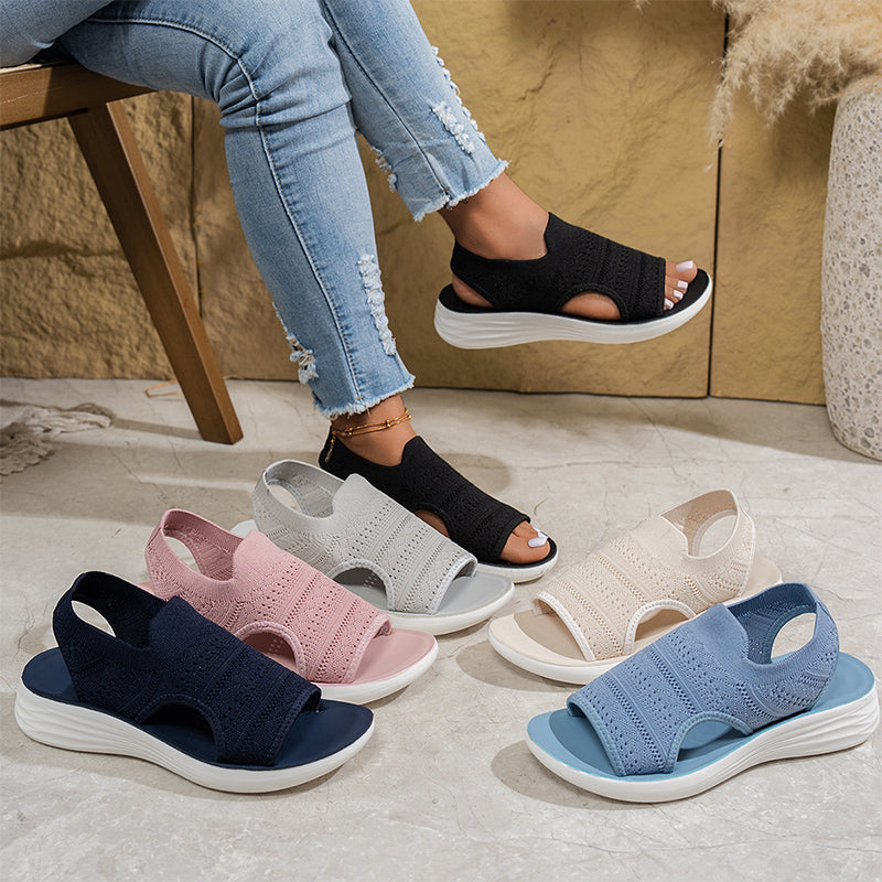 Ludmiła — sandały na platformie z oddychającego materiału